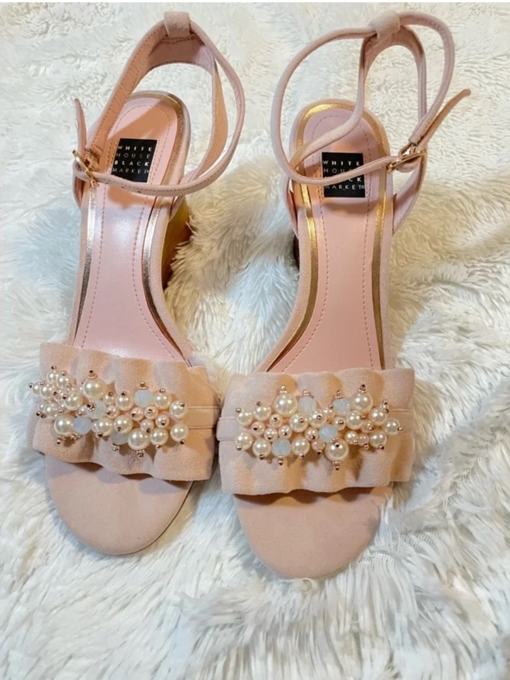 White House Black Market Maci Pale Peach Pearl Embellished Faux Suede Wedges 7.5